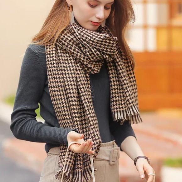 Brown autumnal multi colour houndstooth blanket scarf 35” x 80” - Picture 5 of 5